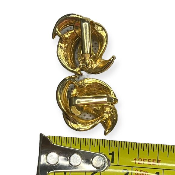 Susan Caplan VTG Clip on Earrings Gold Plated and Red Enamel Swirl Studs 80s - Picture 3 of 5